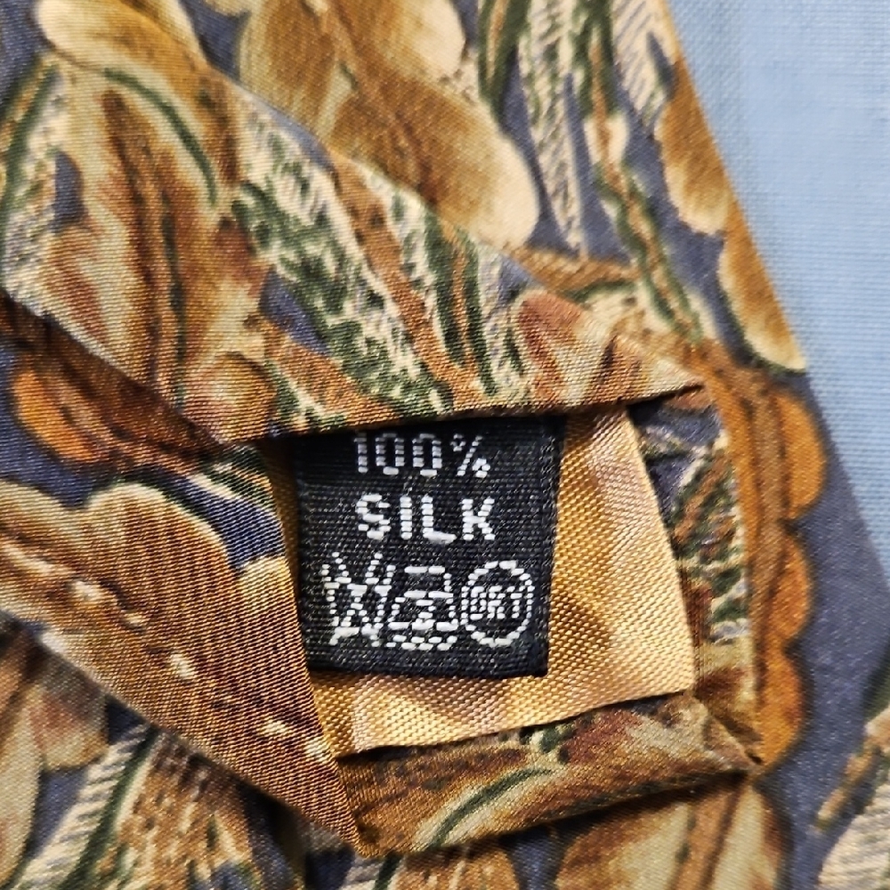 NEW RIVER FOR RIGGING 100% SILK TIE - Picture 3 of 5